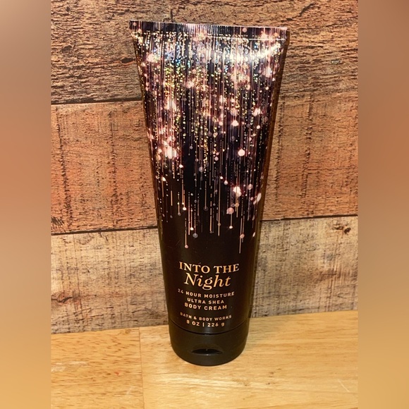 Bath & Body Works Other - 🔥 SOLD🔥Bath and Body Works Into the Night body lotion